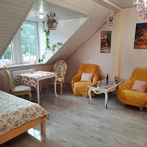https://romantic.marianskelaznehotels.net